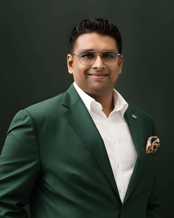 Marxk Madhavan - Co-Founder of LOOP Marketing